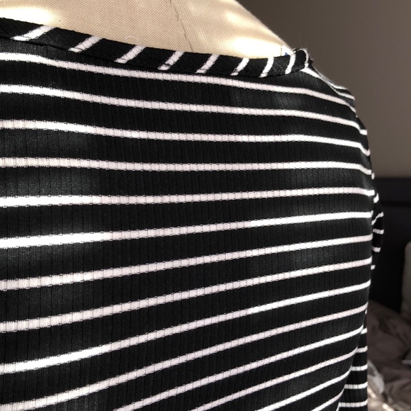 Olivia Rae Woman knit stripper shirt size med - Picture 5 of 5